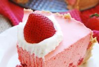 Worry-Free No-Bake Strawberry Jello Treat